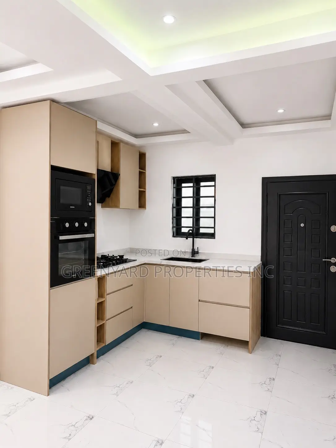 3bdrm House in Hills, East Legon for sale