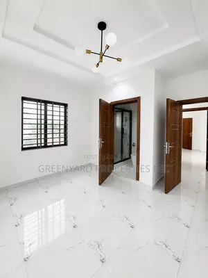 3bdrm House in Hills, East Legon for sale