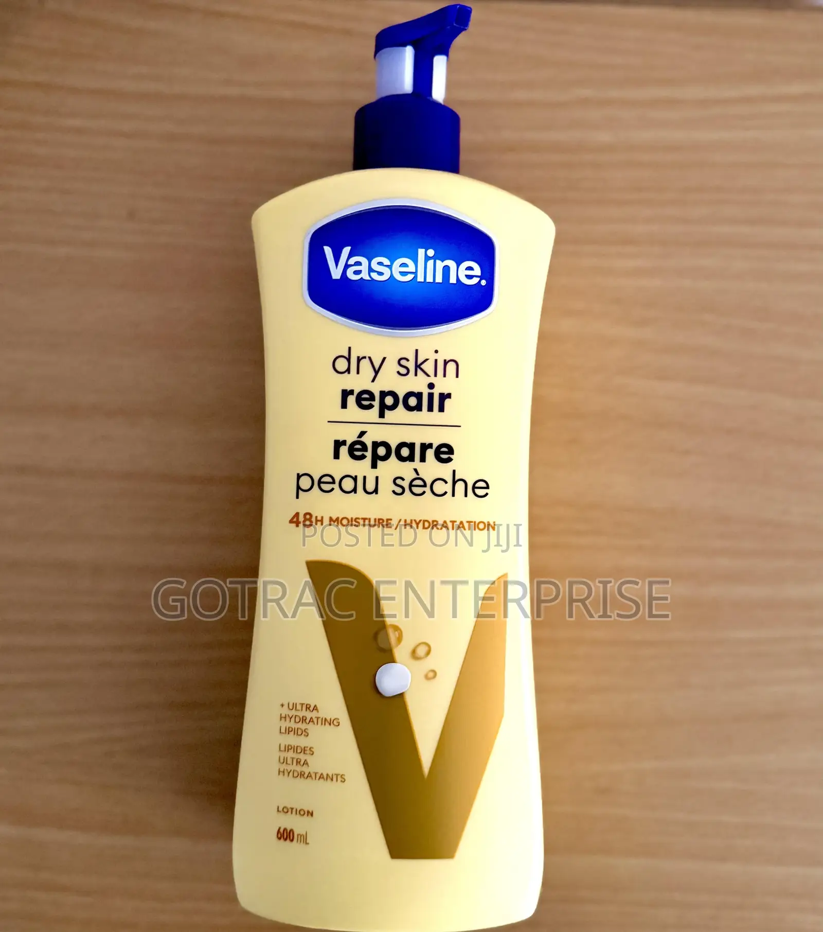 Vaseline Dry Skin Repair Lotion (600mL)