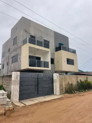 8bdrm Duplex in Mallam Tetegu for sale