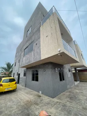 8bdrm Duplex in Mallam Tetegu for sale