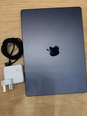 Laptop Apple MacBook Pro 2024 M4 16GB Apple M4 SSD 512GB