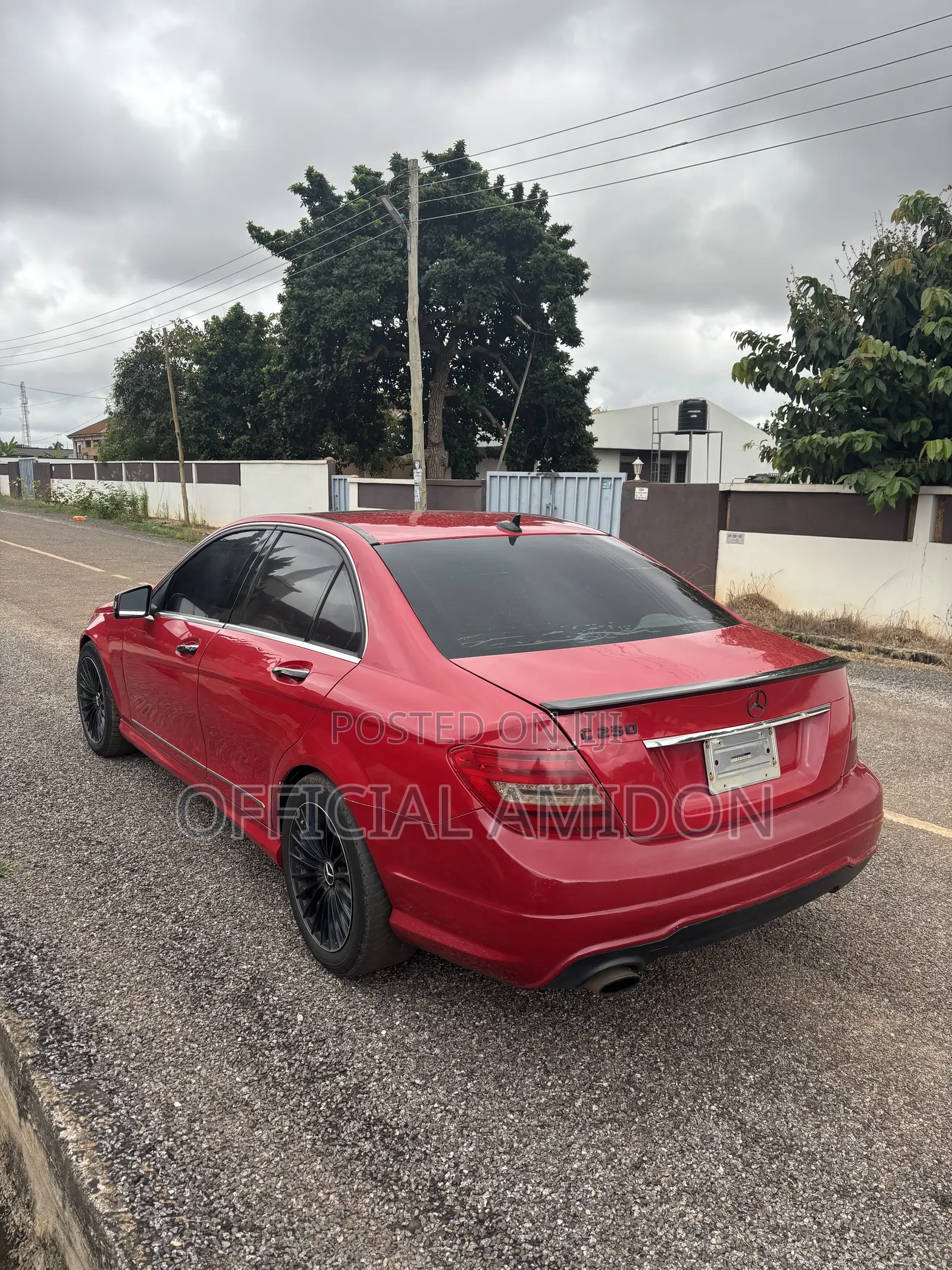 Mercedes-Benz C250 2013 Red
