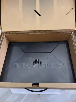 New Laptop Asus TUF Gaming A17 8GB AMD Ryzen 7 SSD 512GB