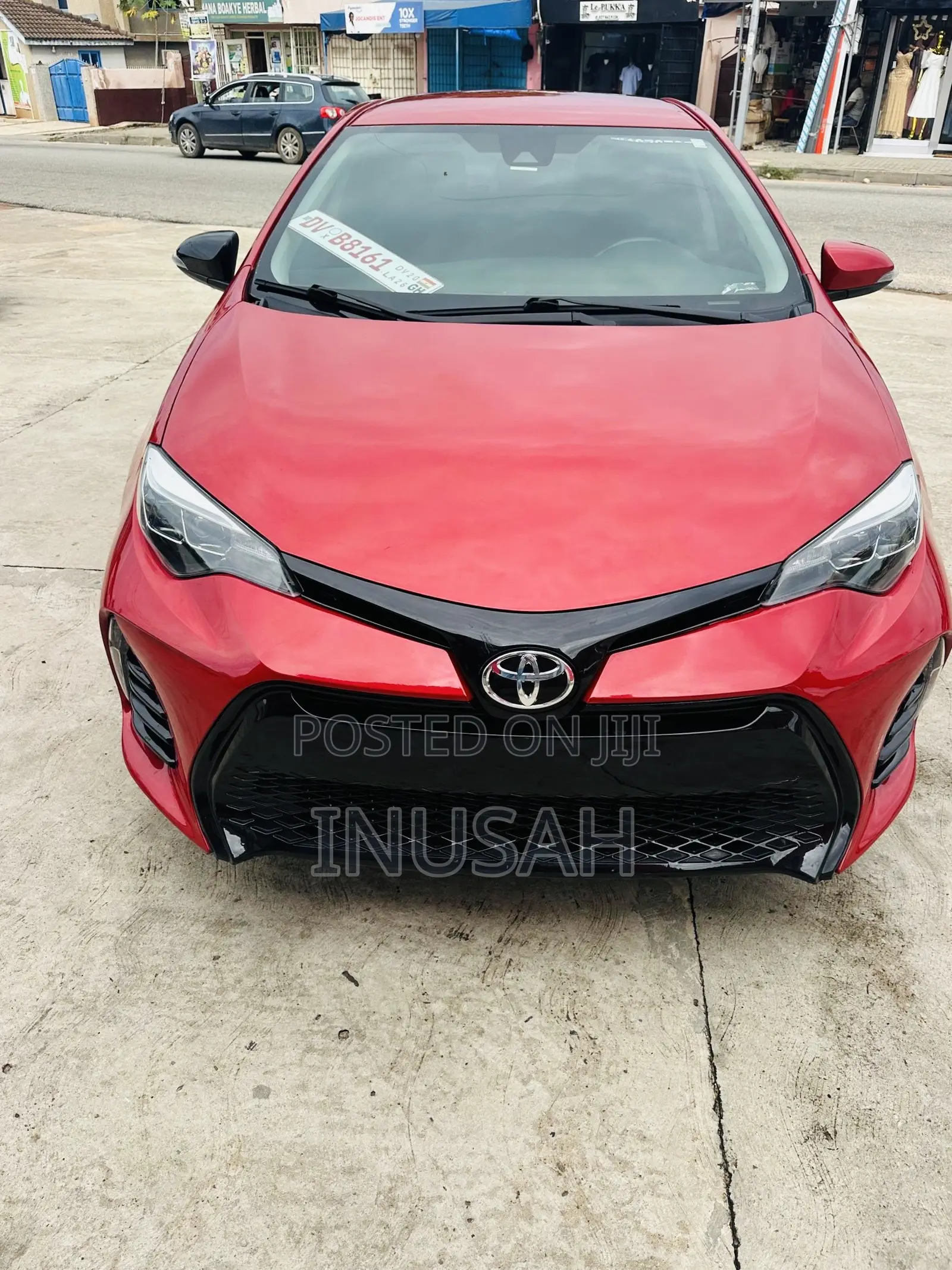 Toyota Corolla SE (1.8L 4cyl 2A) 2018 Red