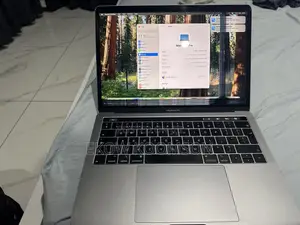 Laptop Apple MacBook Pro 2019 8GB Intel Core i7 SSD 128GB