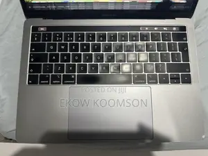 Laptop Apple MacBook Pro 2019 8GB Intel Core i7 SSD 128GB