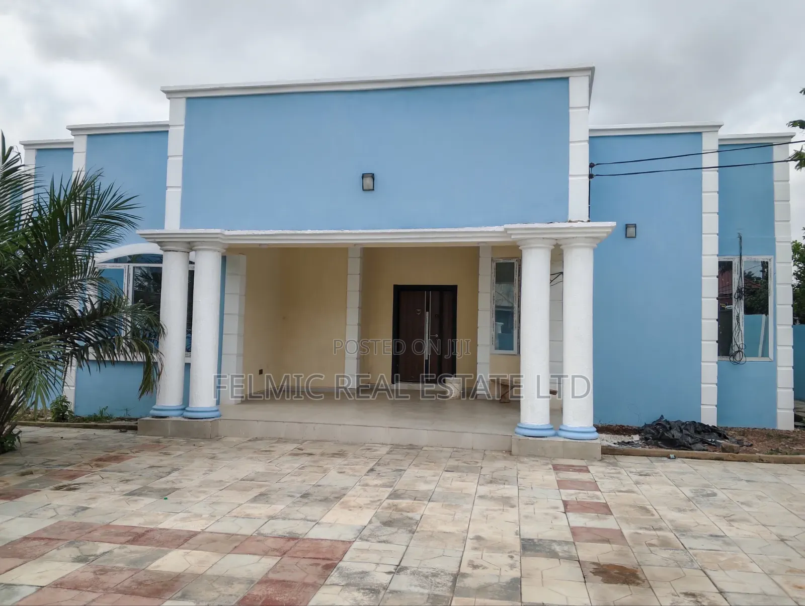 4bdrm House in Abokobi, Boi for sale