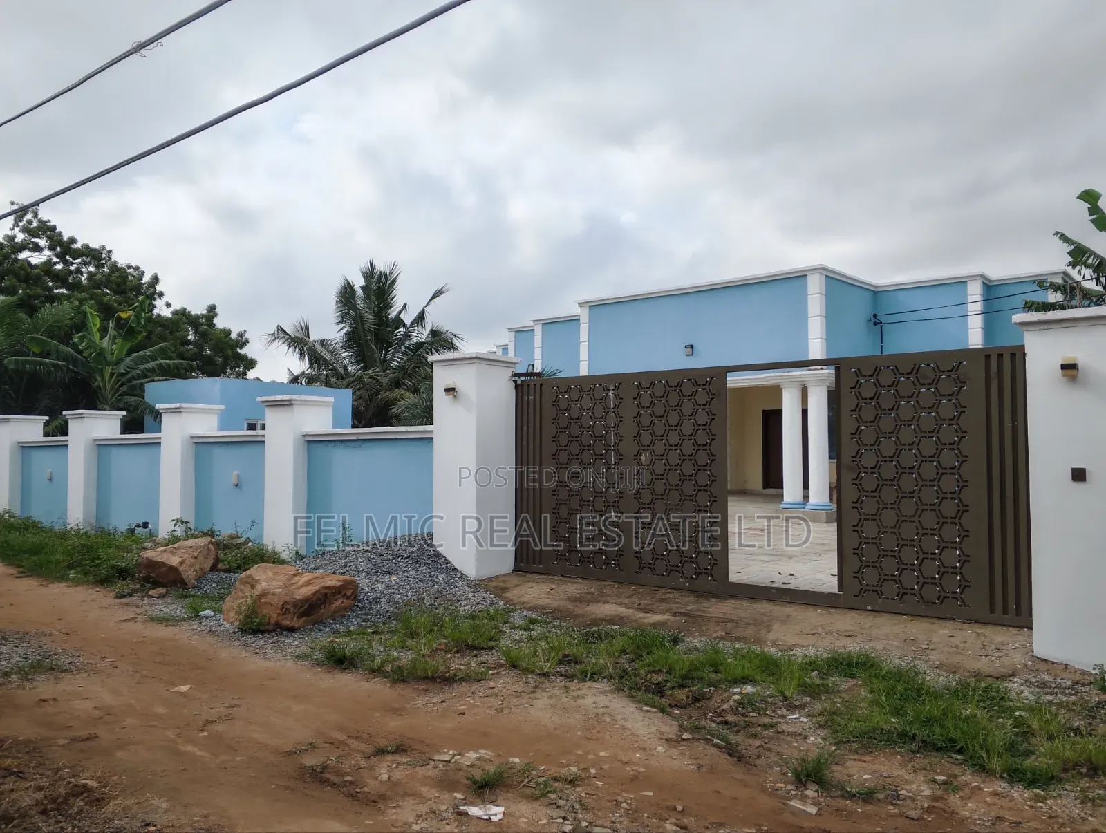 4bdrm House in Abokobi, Boi for sale