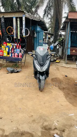 Honda Forza 2023 Black