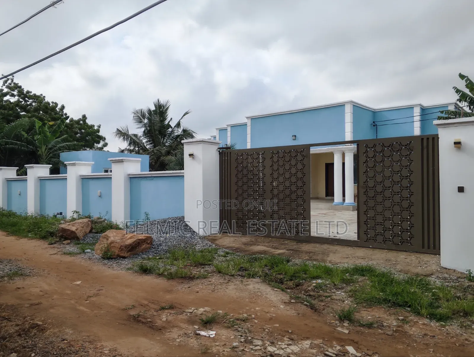 4bdrm House in Abokobi, Boi for sale