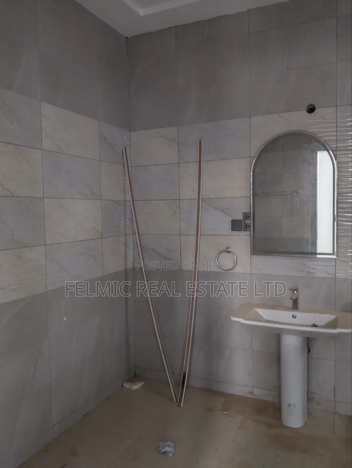 4bdrm House in Abokobi, Boi for sale