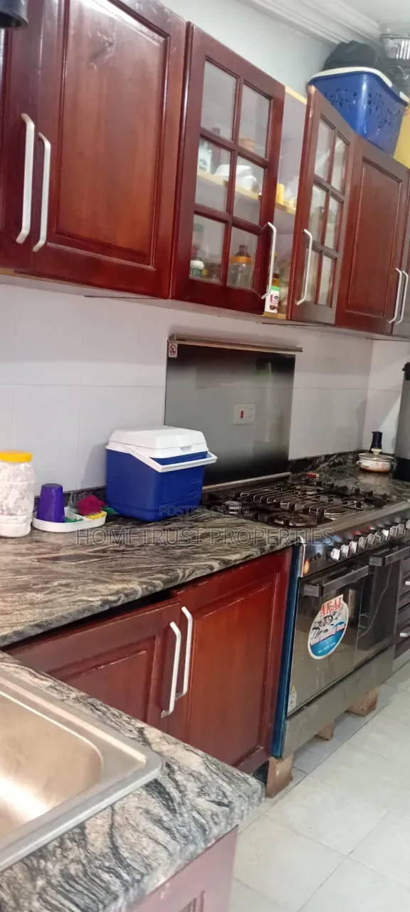 5bdrm Duplex in Ablekuma Ga Odumase, Pentecost for rent