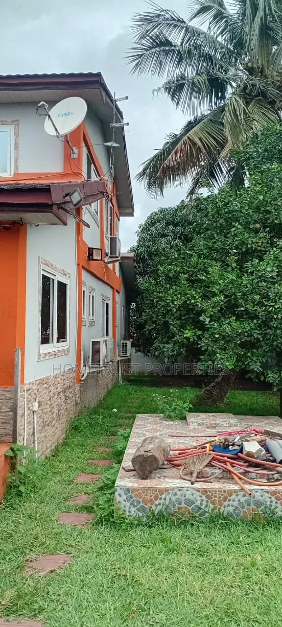 5bdrm Duplex in Ablekuma Ga Odumase, Pentecost for rent