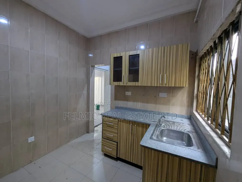 2bdrm Apartment in Achimota Cfc for rent
