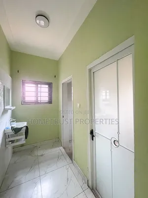 3bdrm House in Oyarifa New York, Owusu Ansah for rent