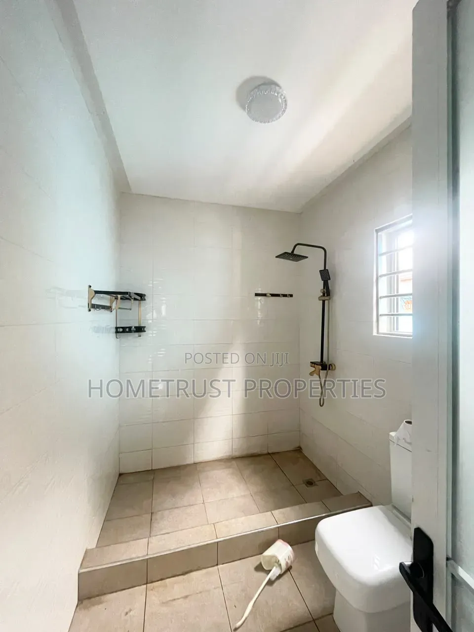3bdrm House in Oyarifa New York, Owusu Ansah for rent