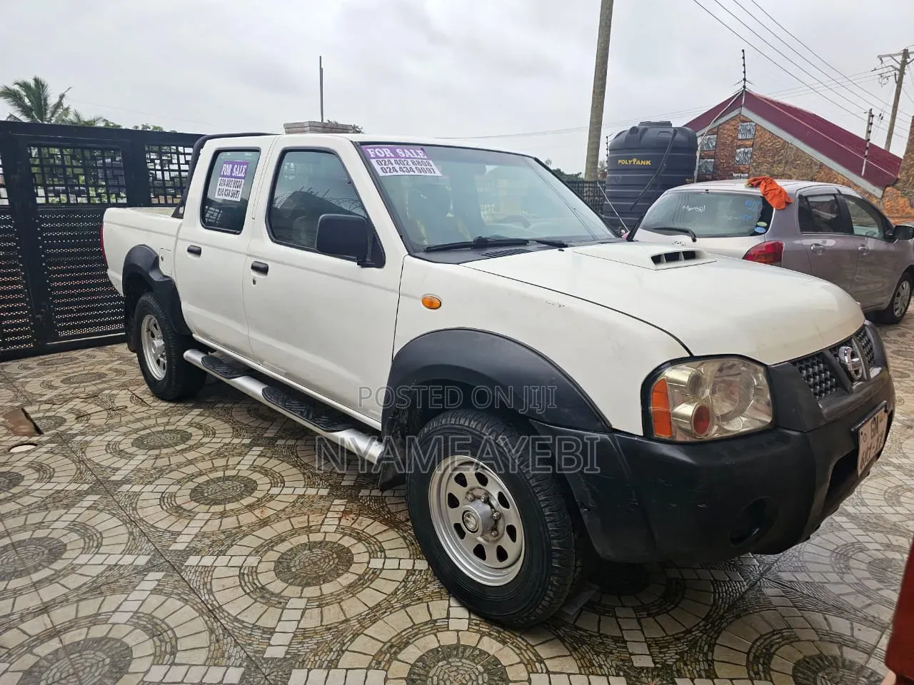 Nissan Hardbody 2017 White