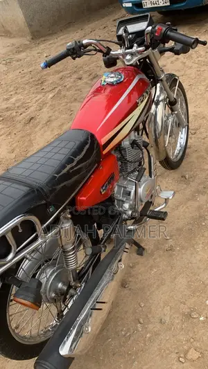 Royal RY125 2025 Red