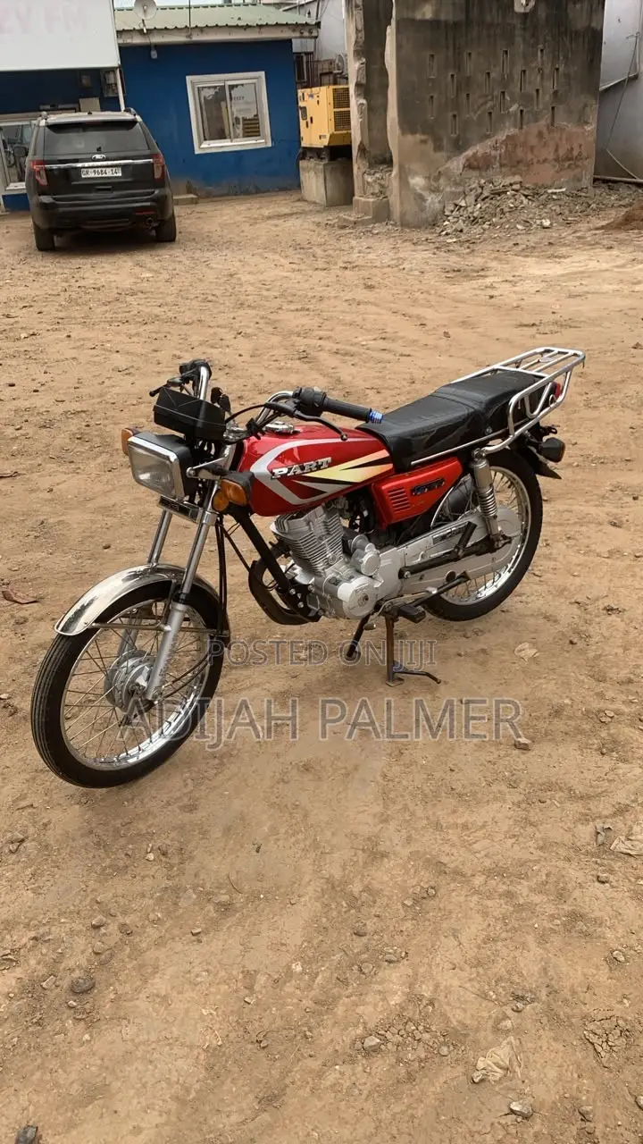 Royal RY125 2025 Red
