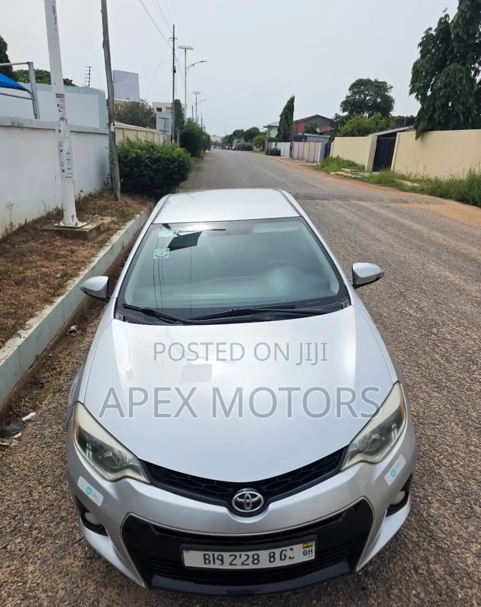 Toyota Corolla S 4dr Sedan (1.8L 4cyl CVT) 2015 Gray
