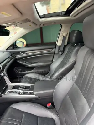 Honda Accord Touring 2.0T 2020 White