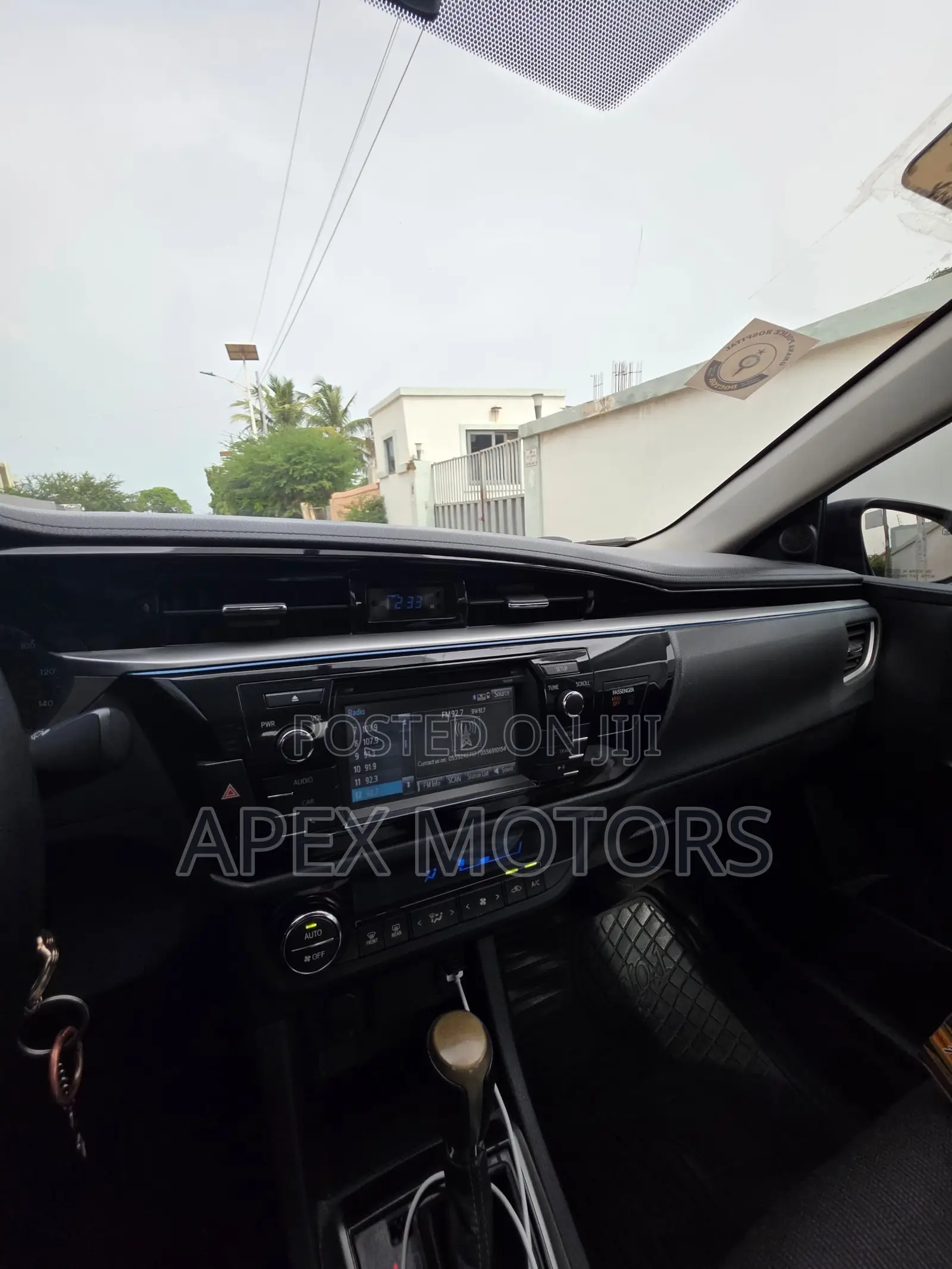Toyota Corolla S 4dr Sedan (1.8L 4cyl CVT) 2015 Gray