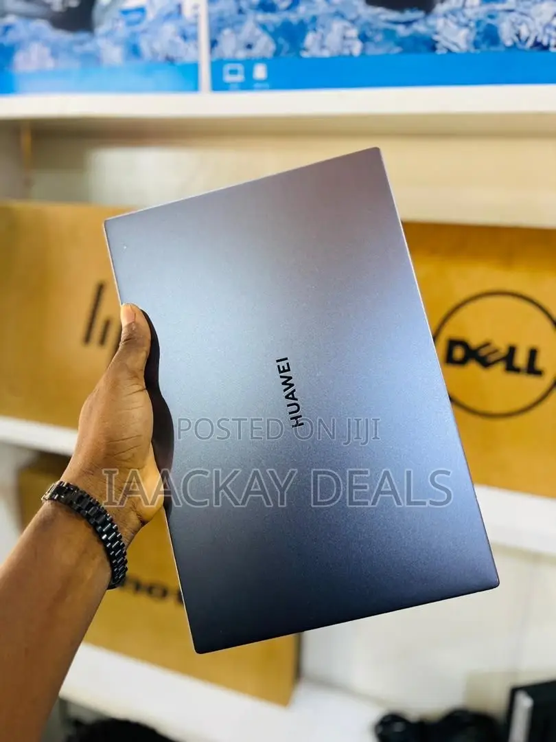 Laptop Huawei Matebook D 15 8GB Intel Core i5 SSD 512GB