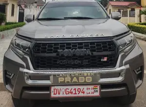 Toyota Land Cruiser Prado 2015 Gray