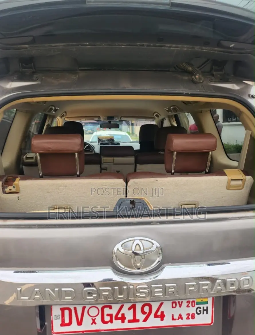 Toyota Land Cruiser Prado 2015 Gray