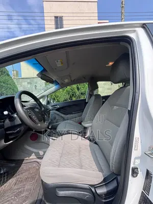 Kia Forte EX Sedan 2013 White