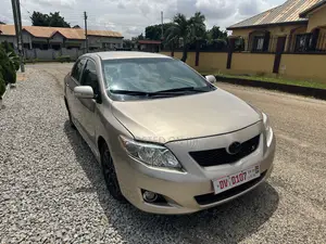 Toyota Corolla 2010 Gold