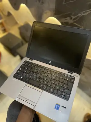 Laptop HP EliteBook 820 8GB Intel Core i5 SSD 128GB