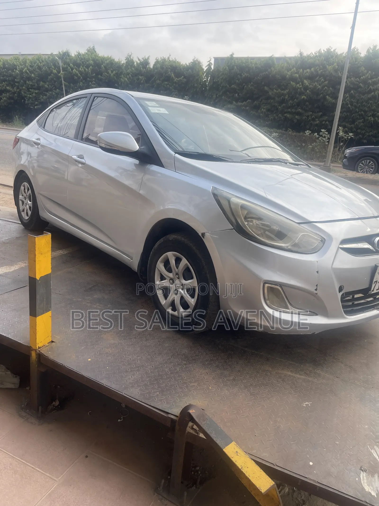 Hyundai Accent GLS 4dr Sedan (1.6L 4cyl 6A) 2014 Gray