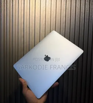 New Laptop Apple MacBook 2019 32GB Intel Core i9 SSD 1T