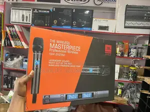 Professional Wireless Microphone