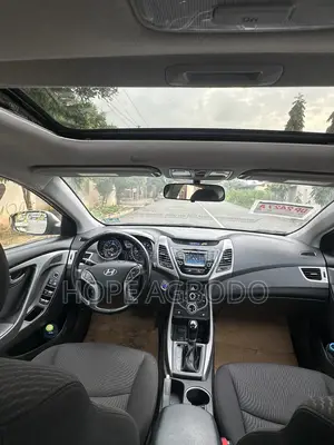 Hyundai Elantra Limited PZEV 4dr Sedan (1.8L 4cyl 6A) 2015 Silver