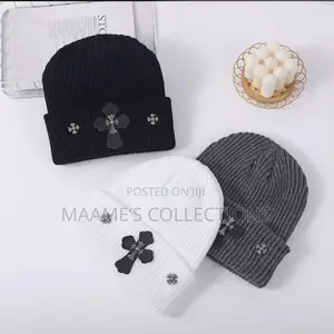 Stylish Unisex Beanies – Trendy Warm