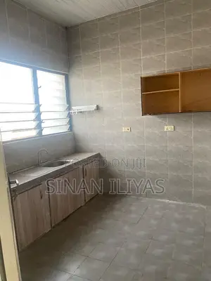 3bdrm House in Nhf Estate, Community 25 for rent
