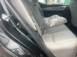 Toyota Corolla L 4dr Sedan (1.8L 4cyl 4A) 2015 Black