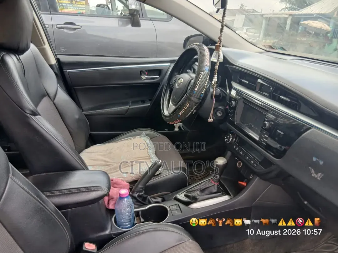 Toyota Corolla L 4dr Sedan (1.8L 4cyl 4A) 2015 Black