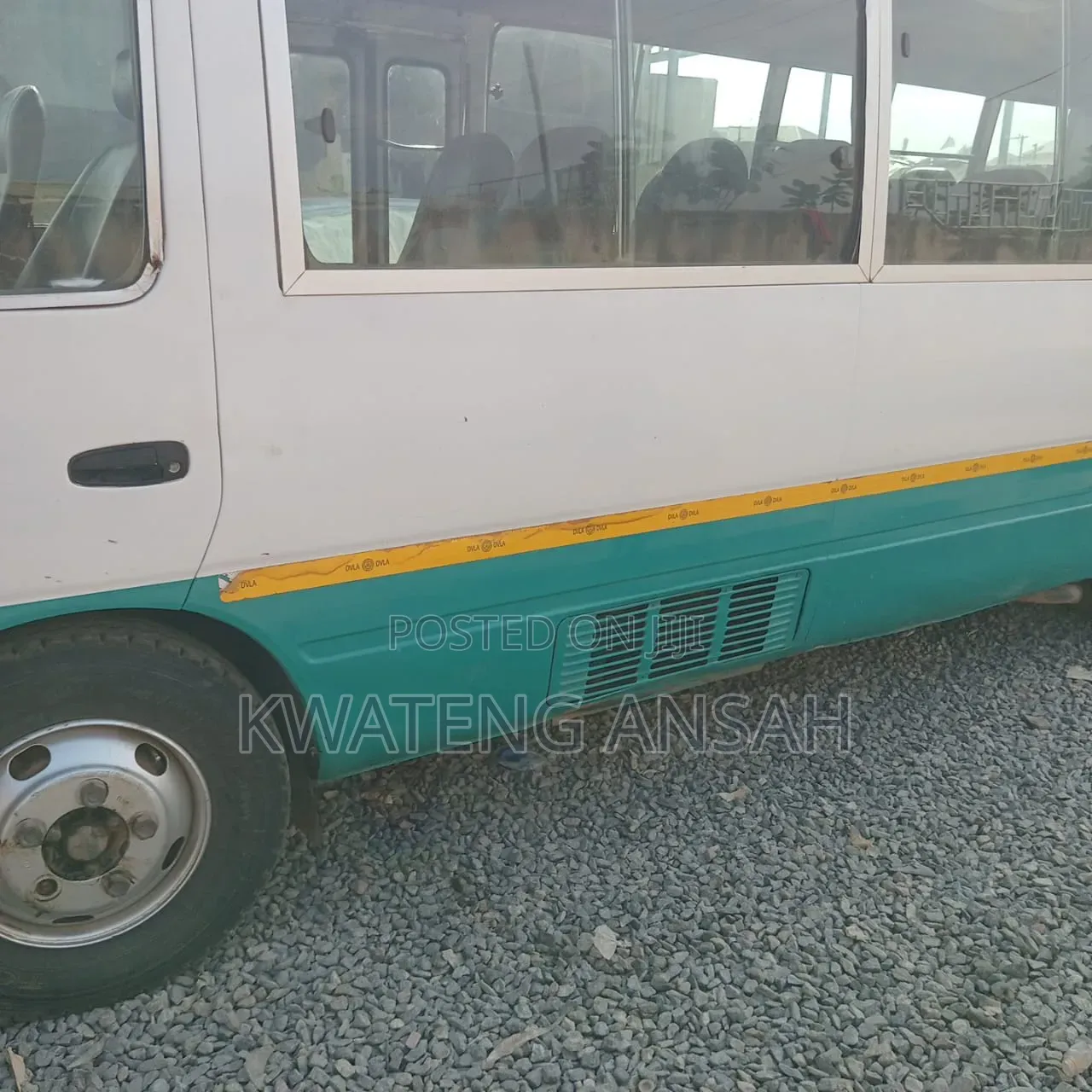 Toyota Coaster 2012