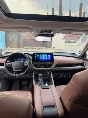 Toyota Grand Highlander Platinum AWD 2024 Gray