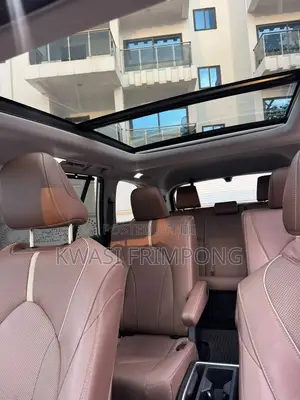 Toyota Grand Highlander Platinum AWD 2024 Gray