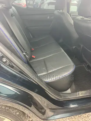 Toyota Corolla XSE (1.8L 4cyl 2A) 2018 Black