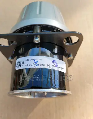 Hella Headlight 1bl 009 071-001 Carraro Kubota Rosenbauer Right/Left