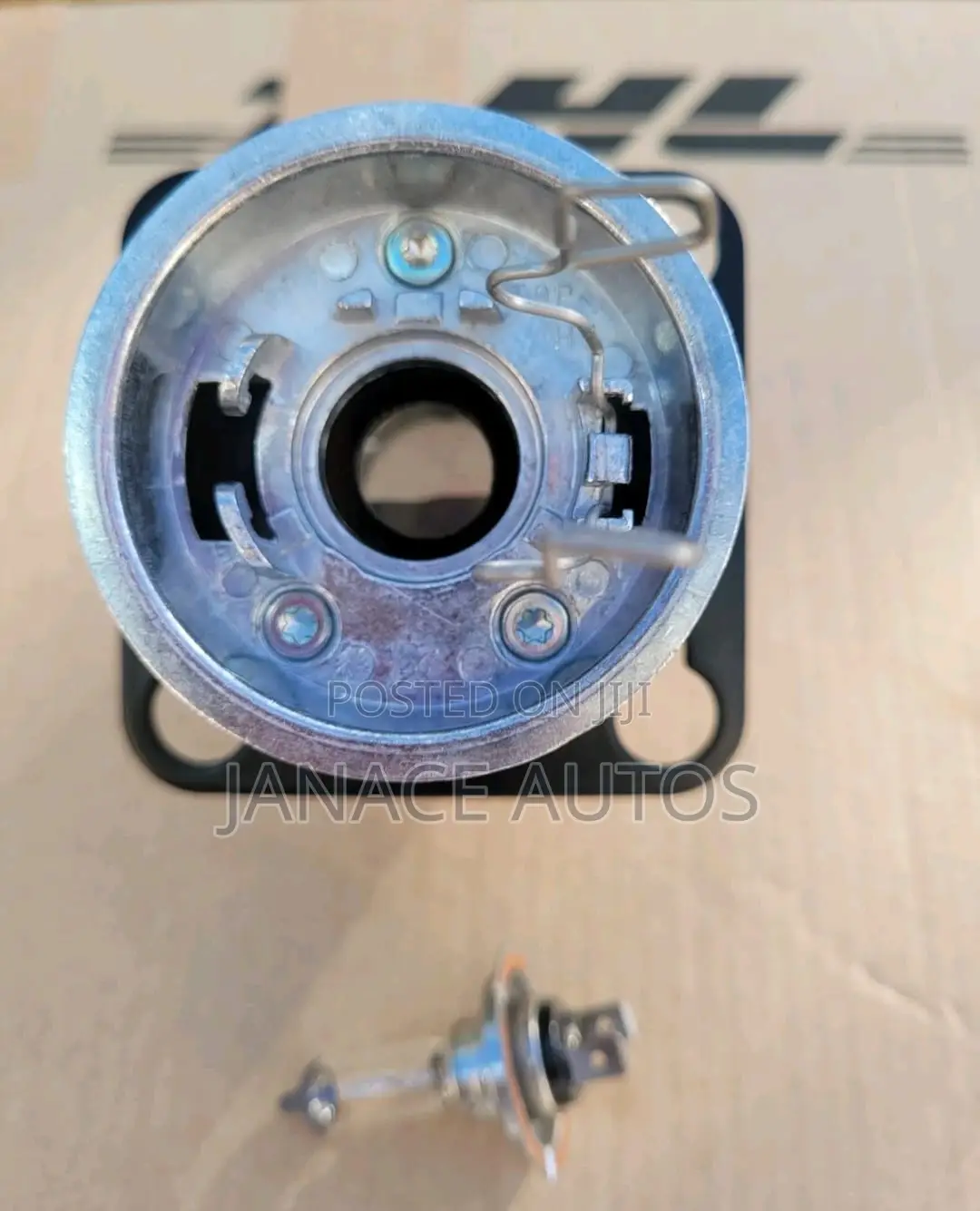 Hella Headlight 1bl 009 071-001 Carraro Kubota Rosenbauer Right/Left