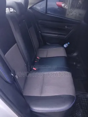 Toyota Corolla 2017 Silver