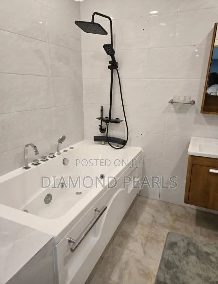 Luxury, Comfort Convenience Apartment