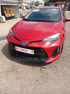 Toyota Corolla 2017 Red